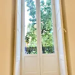 Federiciano White House - Center Апартаменты
