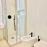 Апартаменты Federiciano White House - Center *